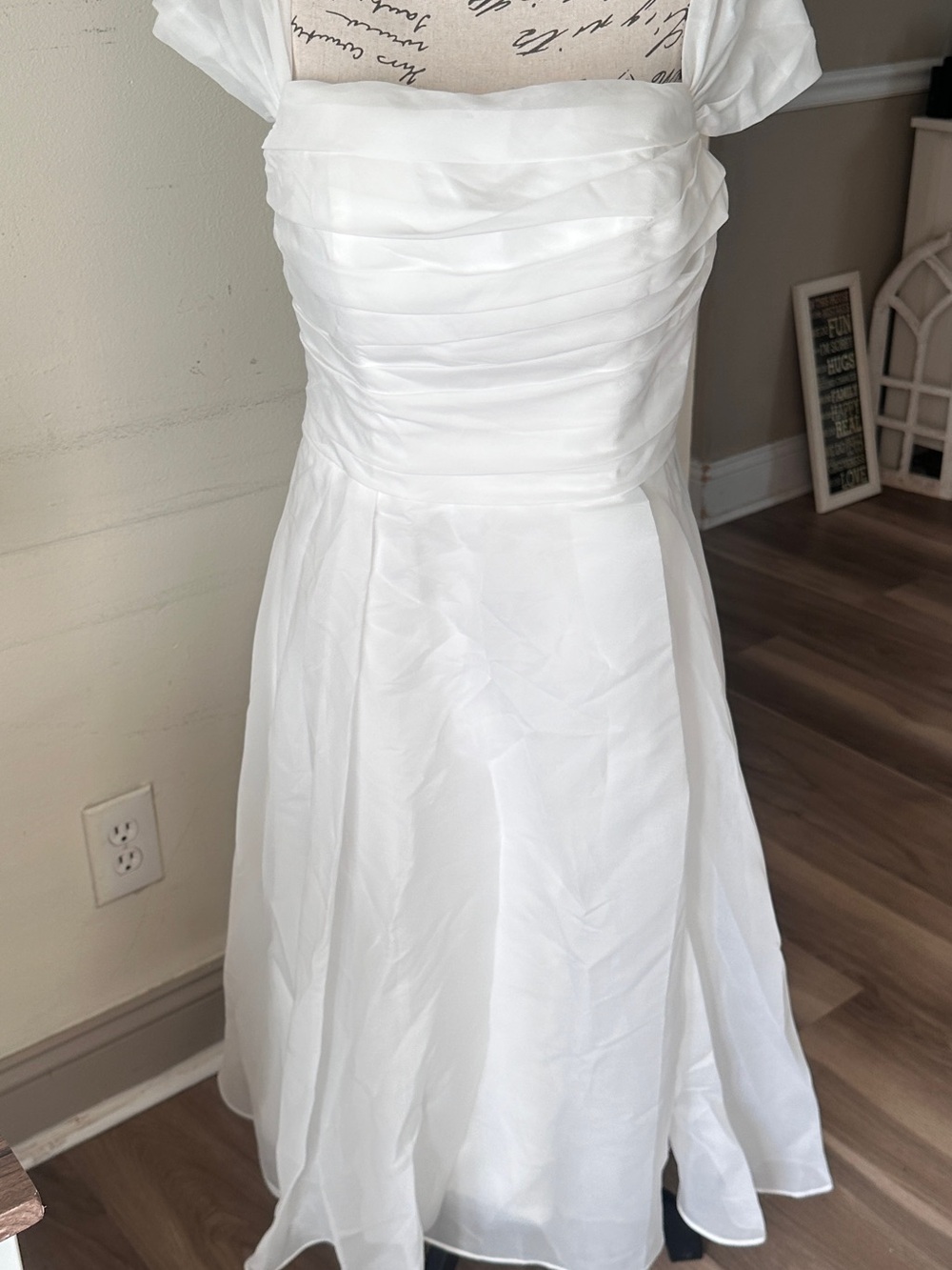 White Ruching Fit-and-Flare wedding Dress